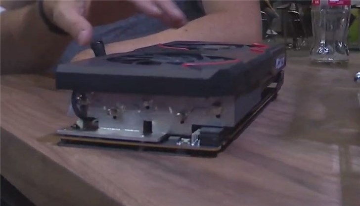 微星展示新款RX 5700XT显卡：三槽厚 巨大散热模块