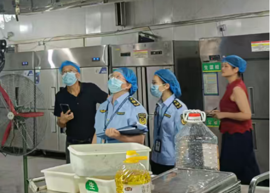全力护航高考！榕江县开展考前食品安全专项检查 ​